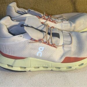 On Running Shoes - White and Pink